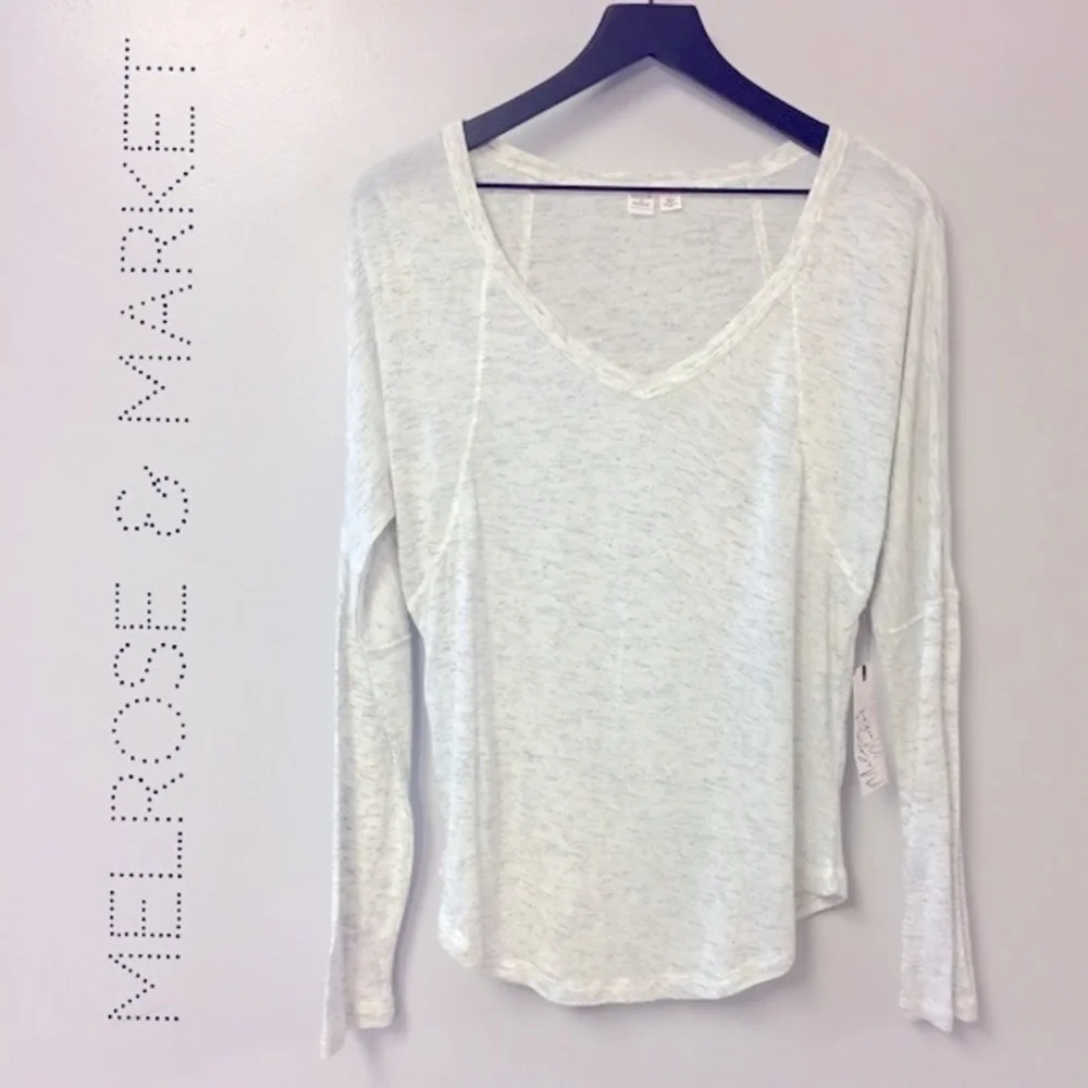 Melrose and Market Long Sleeve Raw Seam Tee Size S‎ NWT